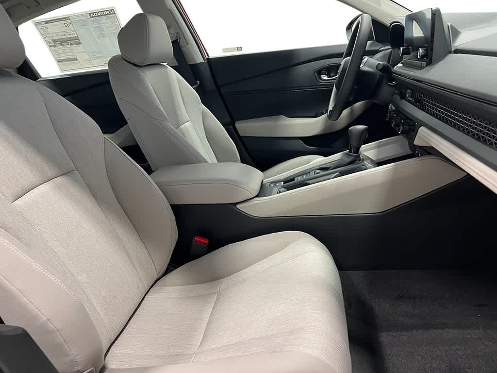 Thumbnail: 2025 Honda Accord - 27