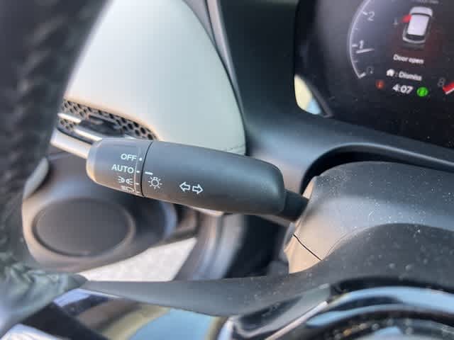 Thumbnail: 2025 Honda HR-V - 15