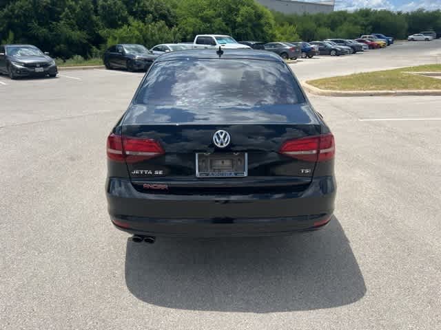 Thumbnail: 2017 Volkswagen Jetta - 4