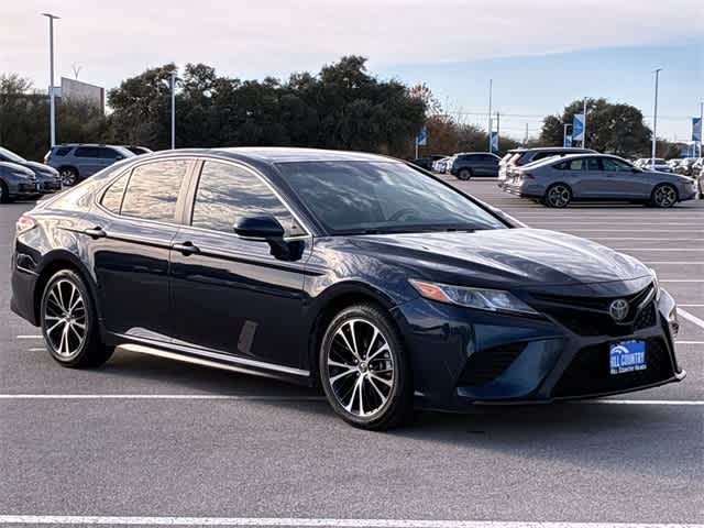 Thumbnail: 2019 Toyota Camry - 8