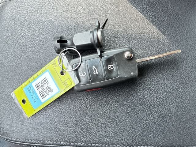 Thumbnail: 2017 Volkswagen Passat - 35