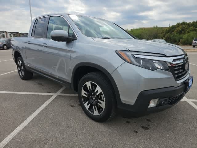 2020 Honda Ridgeline RTL photo 3