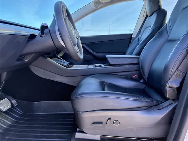 Thumbnail: 2021 Tesla Model Y - 17