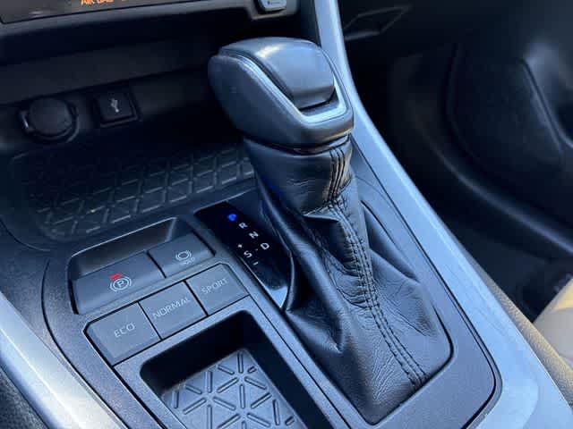 Thumbnail: 2021 Toyota RAV4 - 35