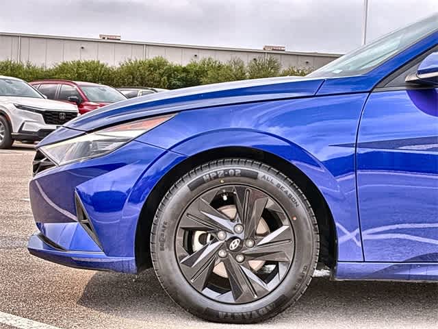 Thumbnail: 2021 Hyundai Elantra - 14