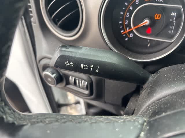 Thumbnail: 2021 Jeep Wrangler - 15