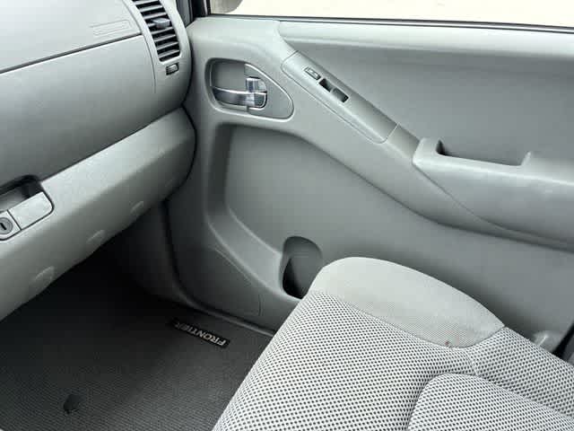 Thumbnail: 2014 Nissan Frontier - 29