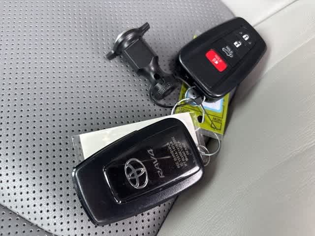 Thumbnail: 2024 Toyota RAV4 - 23