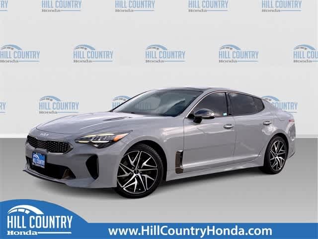 2022 Kia Stinger GT-Line's photo