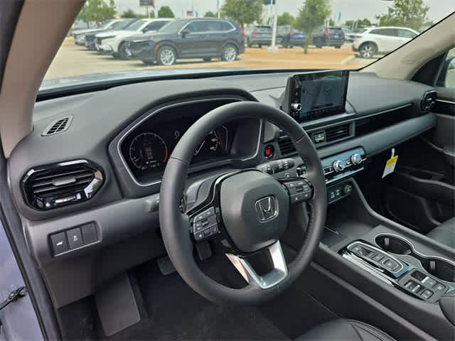 Thumbnail: 2025 Honda Pilot - 2