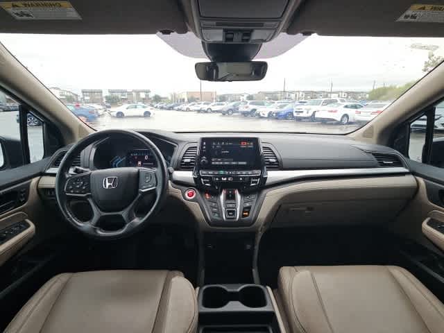 Thumbnail: 2023 Honda Odyssey - 16
