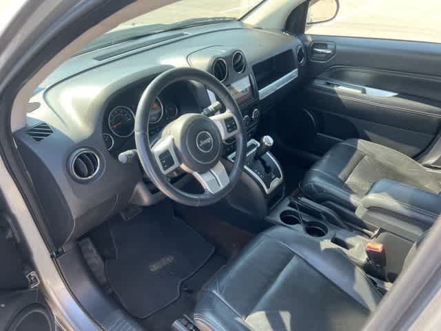 Thumbnail: 2015 Jeep Compass - 9