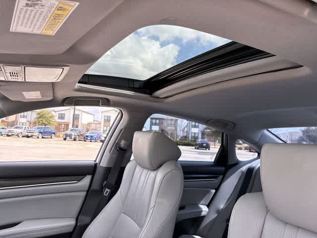 Thumbnail: 2019 Honda Accord - 20