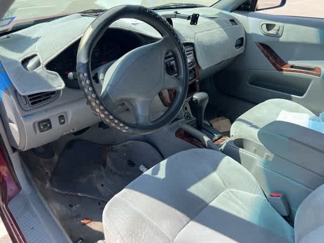 Thumbnail: 2001 Mitsubishi Galant - 10