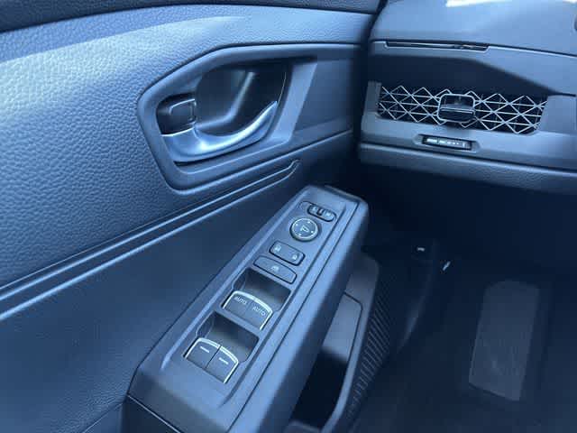 Thumbnail: 2025 Honda Accord - 38