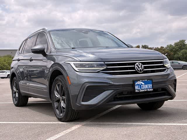 Thumbnail: 2023 Volkswagen Tiguan - 10