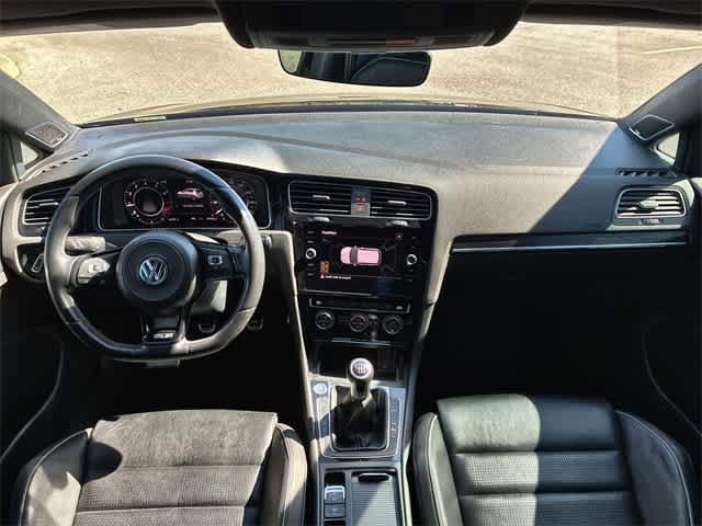 Thumbnail: 2019 Volkswagen Golf - 16