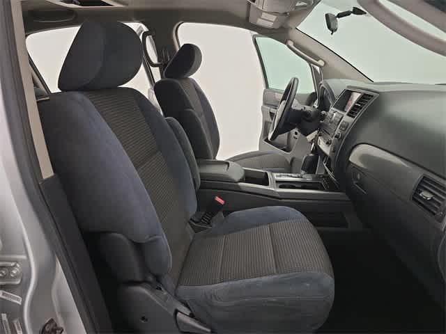 2011 Nissan Armada SV 22