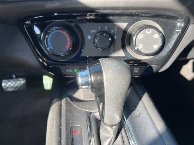 Thumbnail: 2022 Honda HR-V - 18