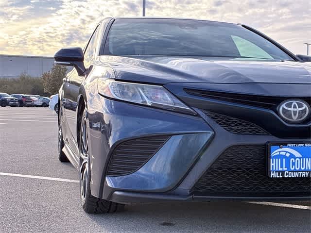 Thumbnail: 2019 Toyota Camry - 10