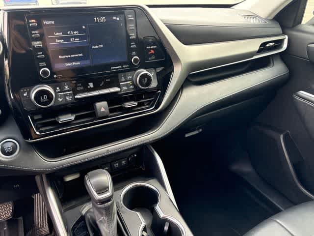 Used 2021 Toyota SUV XLE Blizzard Pearl For Sale at Lithia Motors