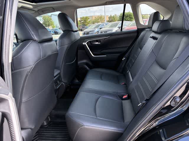 Thumbnail: 2024 Toyota RAV4 - 21