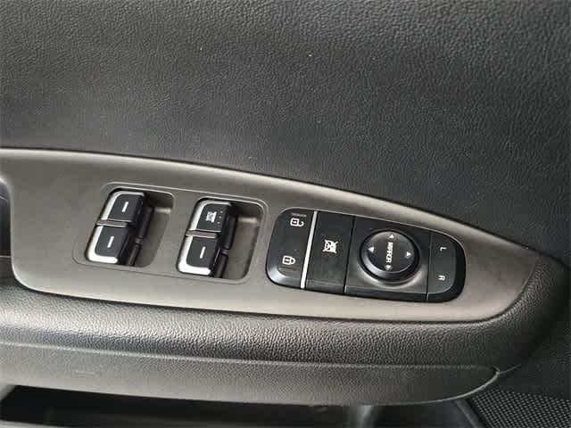 Thumbnail: 2016 Kia Optima - 38