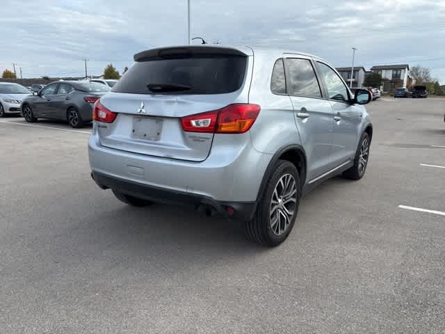 Thumbnail: 2016 Mitsubishi Outlander Sport - 5