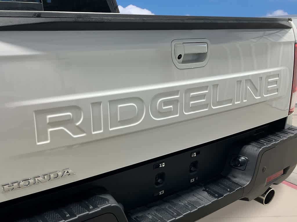 Thumbnail: 2026 Honda Ridgeline - 9