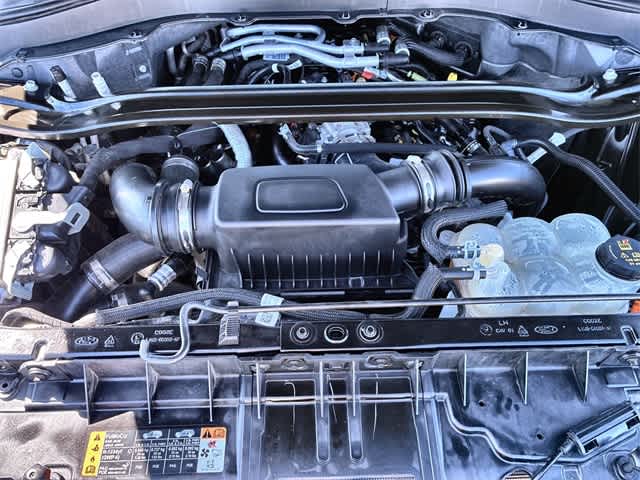 Thumbnail: 2020 Ford Explorer - 15