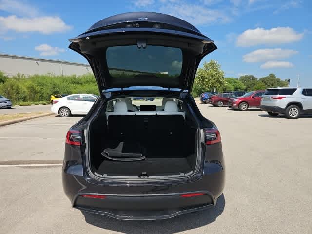 Thumbnail: 2024 Tesla Model Y - 11
