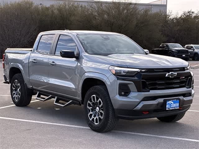 Thumbnail: 2024 Chevrolet Colorado - 8