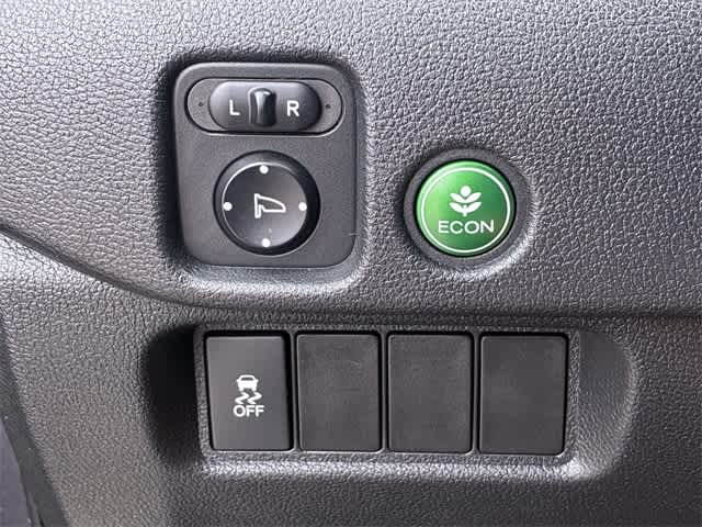 Thumbnail: 2016 Honda Pilot - 41