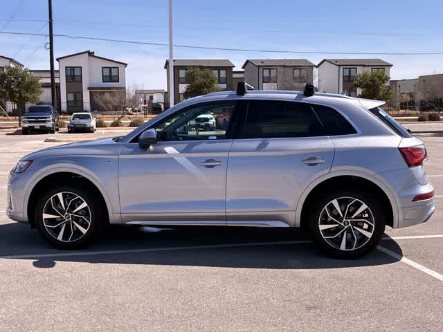 Thumbnail: 2023 Audi Q5 - 3