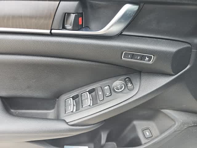 Thumbnail: 2019 Honda Accord - 10