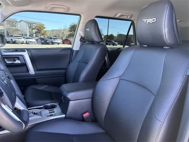 Thumbnail: 2023 Toyota 4Runner - 17