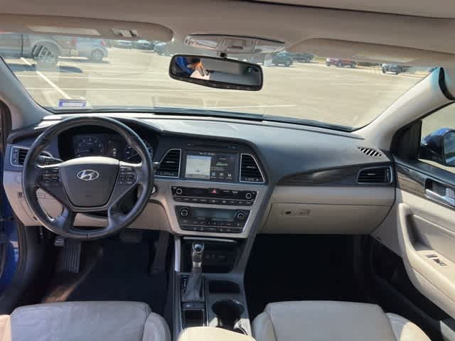 Thumbnail: 2015 Hyundai Sonata - 16