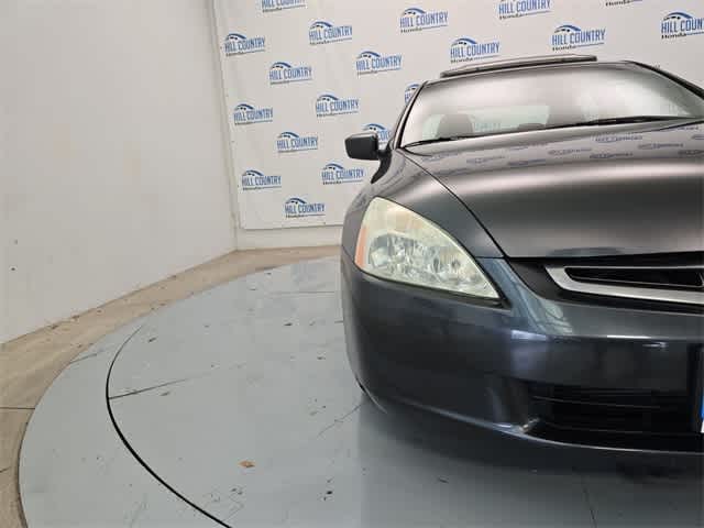 Thumbnail: 2005 Honda Accord - 10