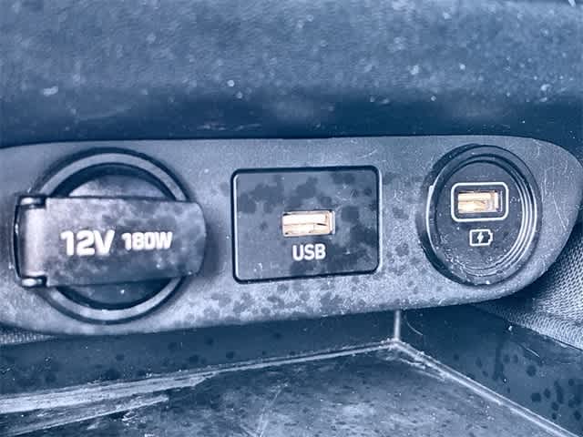 Thumbnail: 2021 Hyundai Elantra - 32