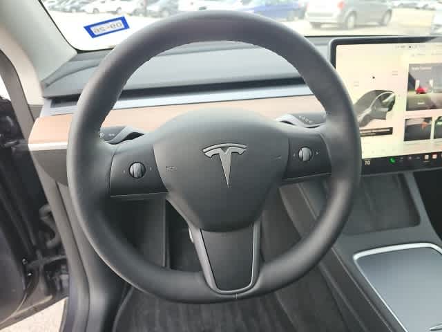 Thumbnail: 2023 Tesla Model Y - 11