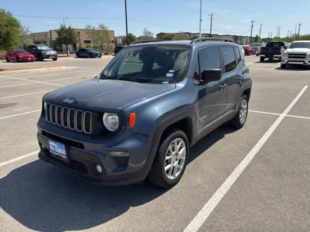 Used 2022 Jeep Renegade Latitude SUV