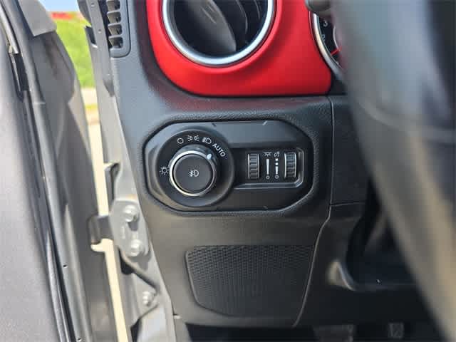 Thumbnail: 2020 Jeep Wrangler - 40