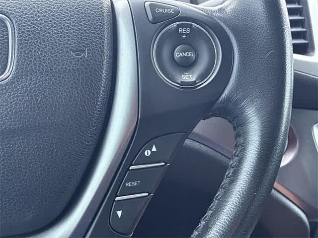 Thumbnail: 2016 Honda Pilot - 27