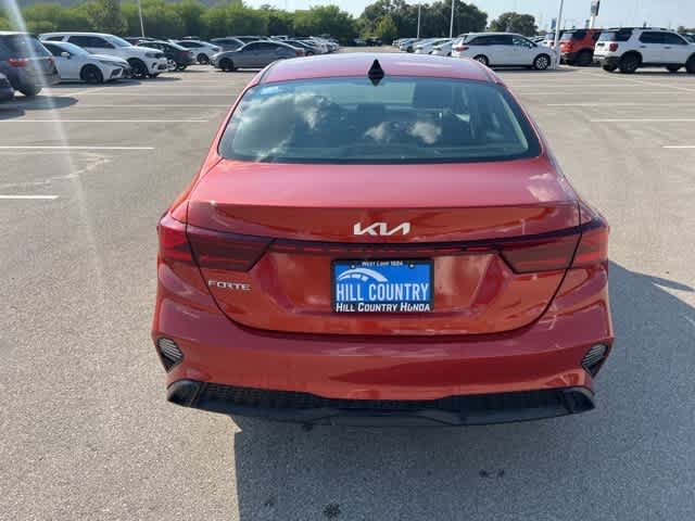 2023 Kia Forte LXS photo 4