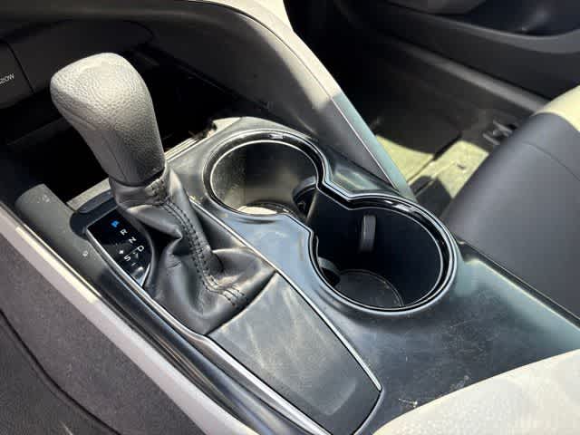 Thumbnail: 2019 Toyota Camry - 18