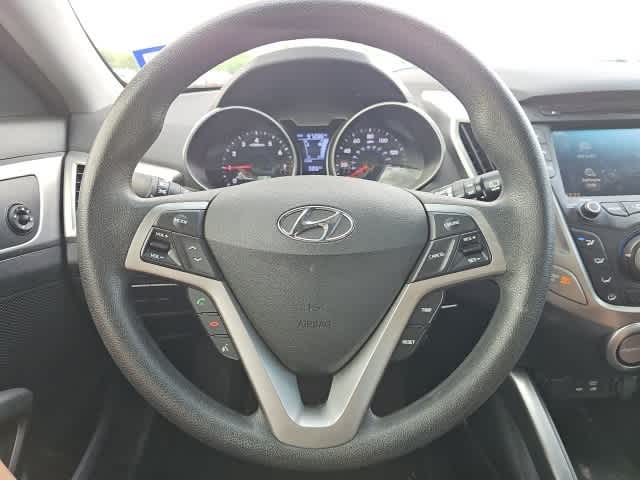 Thumbnail: 2016 Hyundai Veloster - 17