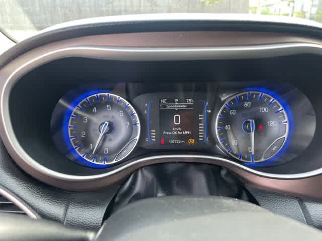 2018 Chrysler Pacifica Touring L 13