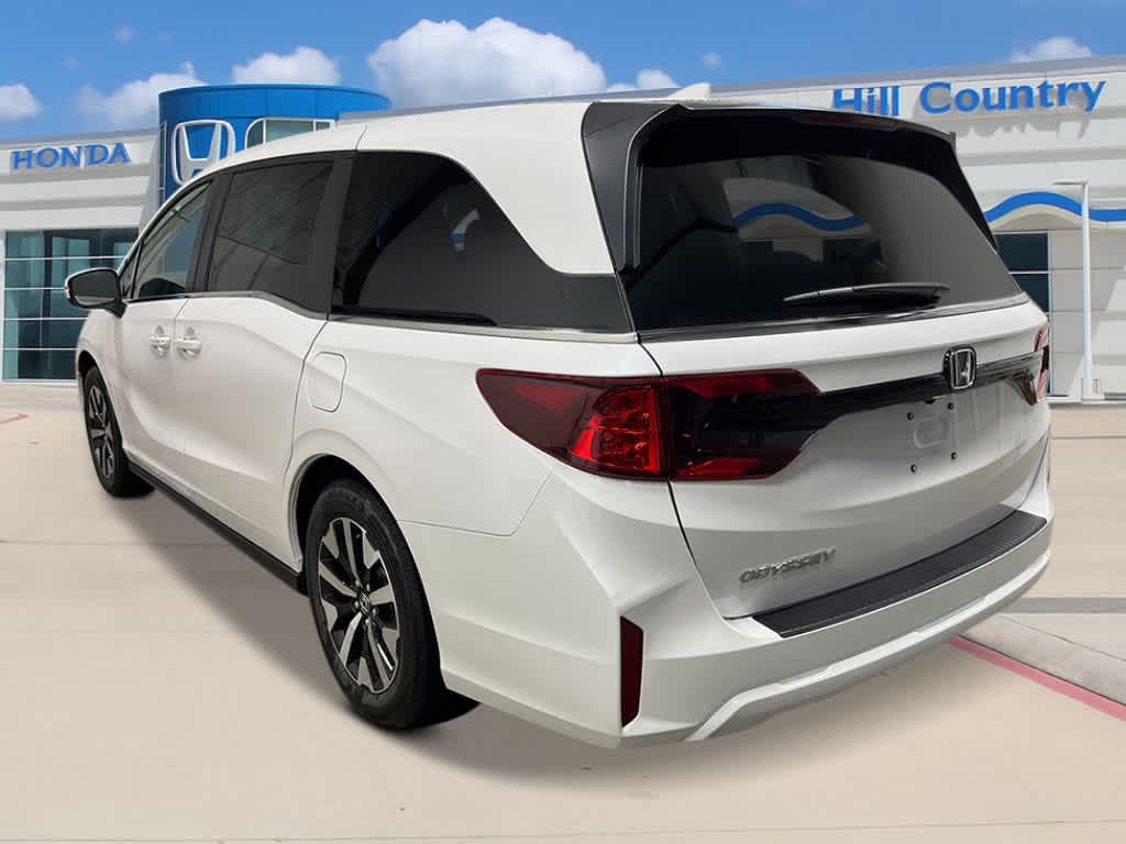 Thumbnail: 2026 Honda Odyssey - 3