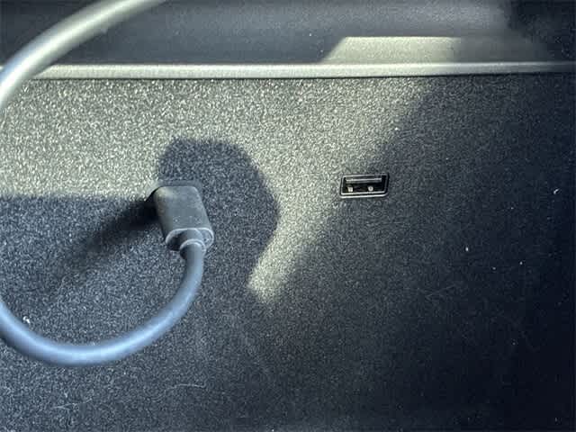 Thumbnail: 2021 Tesla Model Y - 33