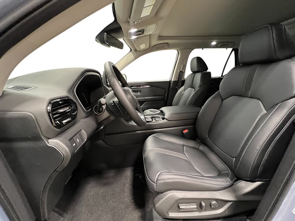 Thumbnail: 2025 Honda Pilot - 14